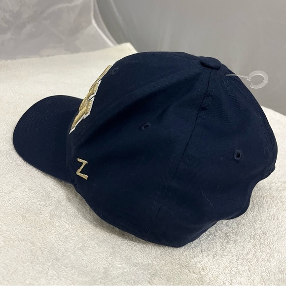Notre Dame Irish Adjustable Snap Back Navy Blue & Gold Ball Ball Cap - Picture 8 of 15
